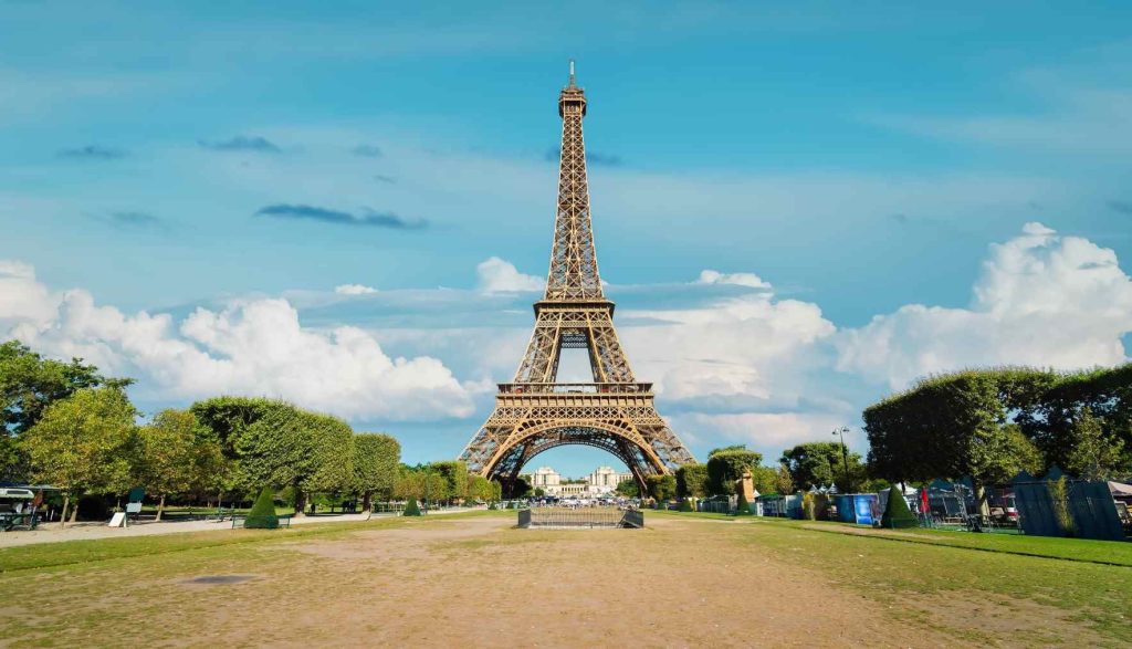 eiffels tower - europe entry requirements changes